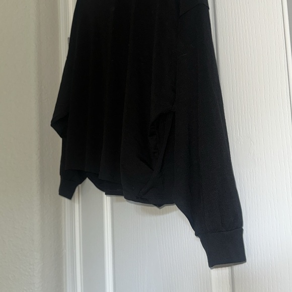 Old navy active Black Women's Top crop long sleeve - Picture 2 of 6